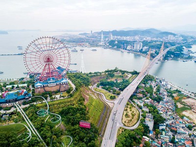 Du lịch Quảng Ninh dù nằm trong top 3 Việt Nam, nhưng vẫn cần phải tạo nhận diện và đầu tư sản phẩm mới để hút khách.