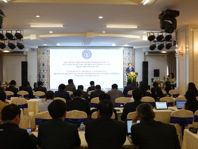 Toàn cảnh hội nghị.