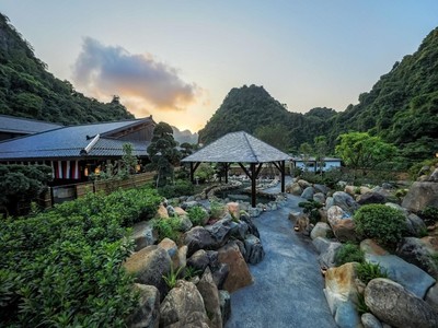 Yoko Onsen Quang Hanh tung gói tắm khoáng nóng chỉ từ 600.000 đồng