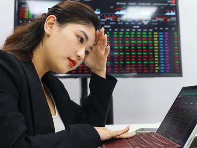 Nhiều doanh nghiệp niêm yết đang “khát” vốn, trong khi nhà đầu tư có tâm lý thận trọng.