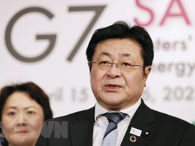 Bộ trưởng Môi trường Nhật Bản Akihiro Nishimura (phải) tham dự Hội nghị Bộ trưởng Năng lượng và Môi trường của G7 tại Sapporo, Nhật Bản. (Ảnh: Kyodo/TTXVN).
