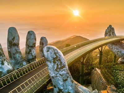 Du lịch Việt Nam: Những trải nghiệm từ “vô cùng tuyệt vọng” đến “thánh đường hân hoan”