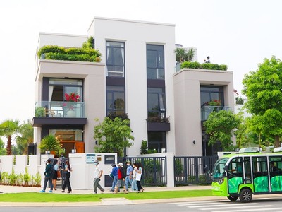 Novaland đang phải tạm dừng triển khai xây dựng và kinh doanh tất cả các dự án theo quy hoạch chi tiết đã được duyệt để đợi quy hoạch điều chỉnh phân khu C4. Trong ảnh: Một góc dự án AquaCity.