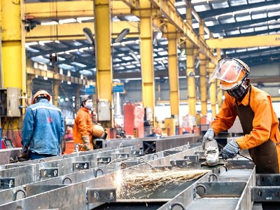 Nhu cầu suy yếu, sản lượng và đơn đặt hàng mới giảm mạnh hơn