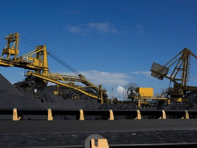 Nguồn cung than có thể không đáp ứng đủ nhu cầu cho sản xuất điện trong mùa hè này.