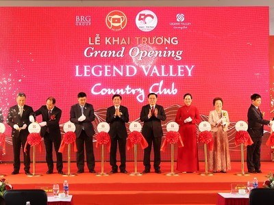 Lễ cắt băng khánh thành Khu phức hợp Thể thao Legend Valley Country Club tại xã Tượng Lĩnh, huyện Kim Bảng, tỉnh Hà Nam.