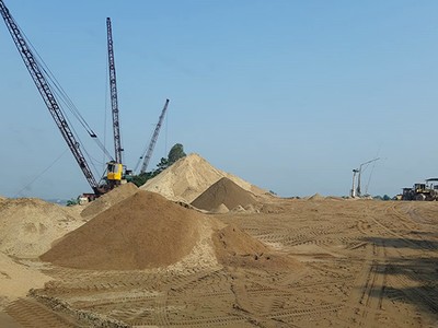 Phú Yên cho phép doanh nghiệp khai thác cát nhiễm mặn trong dự án kè chống sạt lở