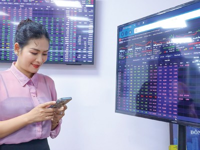 Cổ phiếu có thị giá dưới mệnh giá hút dòng tiền