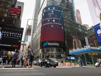 Lo ngại về trần nợ công và ngành ngân hàng Mỹ dường như đã tan biến, nhưng vẫn có những mối lo ngại khác.