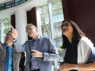 Thị trường chứng khoán đang thiếu sự hậu thuẫn của nền tảng vĩ mô và dòng tiền từ nhà đầu tư nước ngoài.