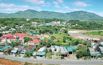 Kon Tum đầu tư tuyến đường từ Trung tâm thị trấn Đăk Glei đến trung tâm xã Xốp do UBND, huyện Đăk Glei với tổng vốn hơn 263 tỷ. Ảnh minh họa.