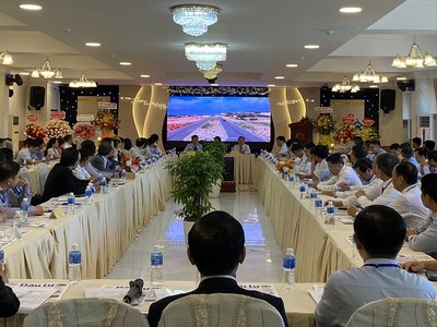 Bình Thuận tổ chức Hội thảo giải pháp thúc đẩy hoạt động xúc tiến đầu tư vào các KCN.