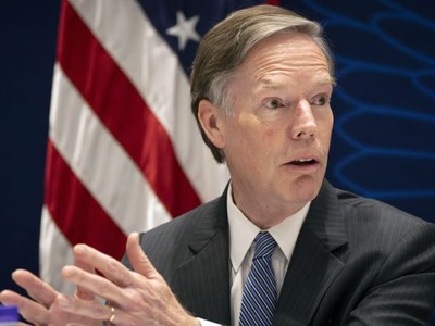 Đại sứ Mỹ tại Trung Quốc Nicholas Burns. Ảnh: Pool.