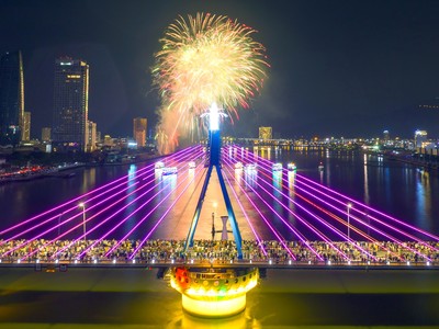 Lễ hội pháo hoa quốc tế Đà Nẵng là một trong những điểm sáng của du lịch Việt Nam nửa đầu năm.