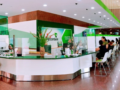 Vietcombank vượt VietinBank, BIDV trở thành ngân hàng có vốn điều lệ lớn thứ hai hệ thống sau đợt tăng vốn vào tháng 7/2023.