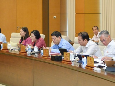 Một phiên họp của Ủy ban Thường vụ Quốc hội.