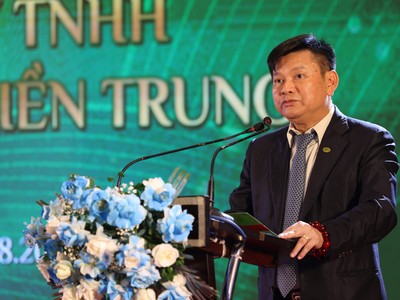 Ông Đặng Quốc Dũng, Chủ tịch HĐQT Nhựa Tiền Phong chia sẻ tại lễ kỷ niệm.