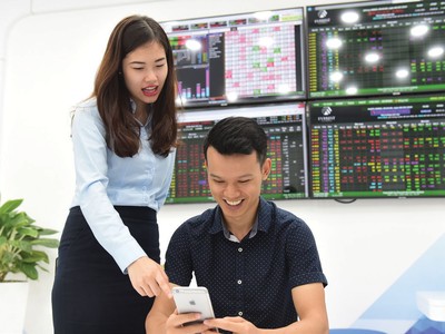 Thị trường tháng 8 được nhận định vẫn sẽ khả quan, dù có các nhịp rung lắc.