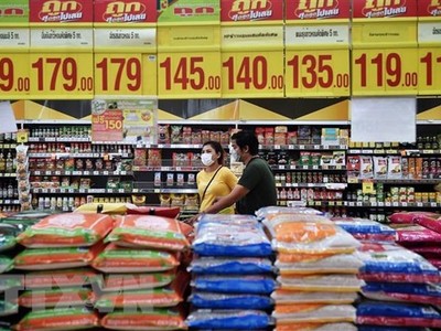 Gạo được bày bán tại siêu thị ở Bangkok, Thái Lan. (Ảnh: AFP/TTXVN)