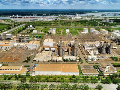 Nhà máy Điện Phú Mỹ 3 và Phú Mỹ 2.2 trong Trung tâm Điện lực Phú Mỹ khi được chuyển giao về cho Việt Nam sẽ phải dùng khí LNG nhập khẩu để phát điện, có giá cao gấp 1,5 lần so với nguồn khí tự nhiên trong nước do nguồn khí trong nước này đã được bán cho các hộ sử dụng khác.