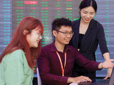 Hoạt động IB đang sôi động trở lại theo nhu cầu gọi vốn của các doanh nghiệp.