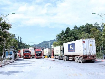 Sáu cửa khẩu tỉnh Lạng Sơn hoạt động xuyên lễ 2/9.