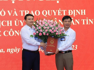 Bổ nhiệm Chánh văn phòng UBND tỉnh Sơn La.