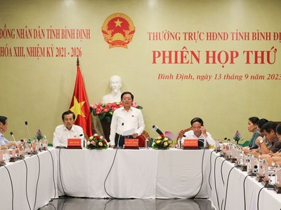 Ông Hồ Quốc Dũng, Bí thư Tỉnh ủy, Chủ tịch HĐND tỉnh Bình Định yêu cầu đưa chỉ tiêu phát triển nhà ở xã hội vào chỉ tiêu phát triển kinh tế - xã hội của tỉnh hằng năm. Nguồn: binhdinh.gov.vn.