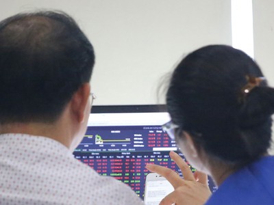 Băn khoăn "tin đồn, tin thật"