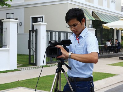 Việc tác nghiệp của phóng viên mảng địa ốc khó khăn trong bối cảnh thị trường này trầm lắng.