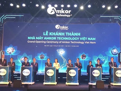 Lễ khánh thành Nhà máy Amkor Technology Việt Nam.