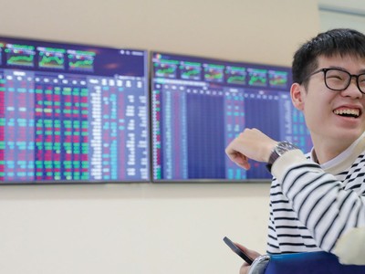 Các công ty chứng khoán lãi lớn từ cho vay margin trong quý III.