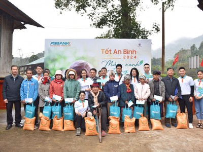 Tết An Bình là một hoạt động thiện nguyện thường niên của ABBANK với nhiều đóng góp ý nghĩa cho cộng đồng từ năm 2010 đến nay.