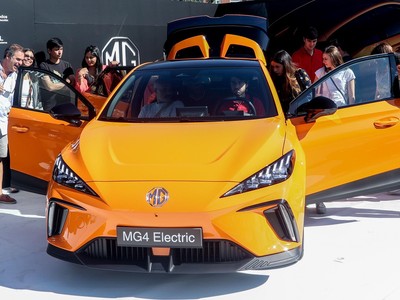 EU áp thuế 45% đối với xe điện Trung Quốc