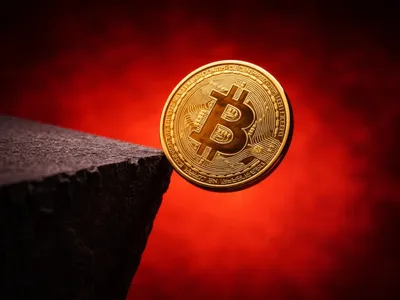 Giá lùi sâu xuống dưới mốc 84.000 USD, sàn Binance ghi nhận làn sóng rút ròng Bitcoin lớn nhất kể từ tháng 6/2023 