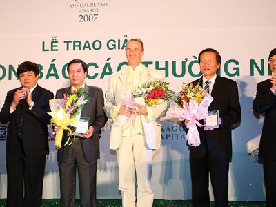 10 năm, dấu ấn thời gian...