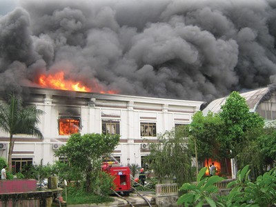 Đối với nghiệp vụ bảo hiểm tài sản, nhóm ngành nghề có nhiều tổn thất là dệt may, gỗ, giầy, điện, điện tử, nhựa, giấy, bao bì, kho hàng…