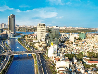 Bên cạnh khó khăn, thách thức nhất định, Việt Nam có không ít cơ hội để thực thi phát triển bền vững và hội nhập với nền kinh tế xanh toàn cầu