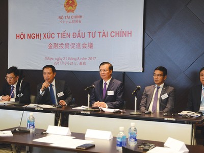 Tính đến hết tháng 7/2018, giá trị danh mục của nhà đầu tư nước ngoài trên TTCK Việt Nam đạt 34,2 tỷ USD.