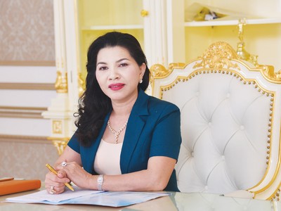 Bà Đặng Thị Kim Oanh, Tổng giám đốc Kim Oanh Real, kiêm Chủ tịch Hội đồng quản lý Quỹ Từ thiện Kim Oanh.