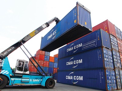 Khi tỷ lệ tín dụng/GDP cao, 
nền kinh tế sẽ trở nên mất an toàn