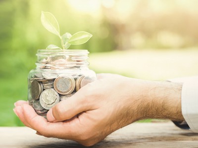 Siết cho vay tiền mặt, công ty tài chính gặp khó!