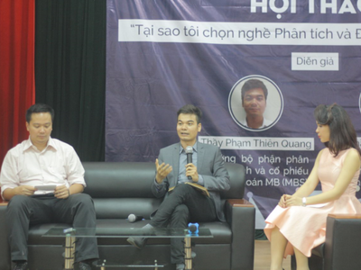 CLB Chứng khoán SIC tổ chức Hội thảo “Tại sao tôi chọn ngành Phân tích và Đầu tư Chứng khoán”