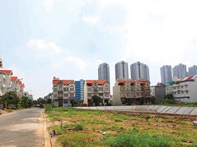 Địa ốc 7 ngày: Nhiều cảnh báo cho cơn sốt đất tại TP.HCM