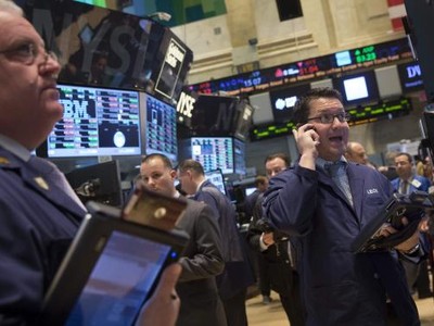 Nỗi sợ của giới đầu tư Phố Wall đang tăng lên - Ảnh: Reuters