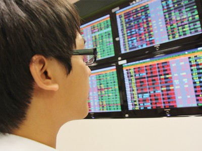 Những con số nổi bật thị trường chứng khoán 14 năm