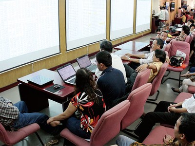 Náo nhiệt kỳ đổi rổ ETF