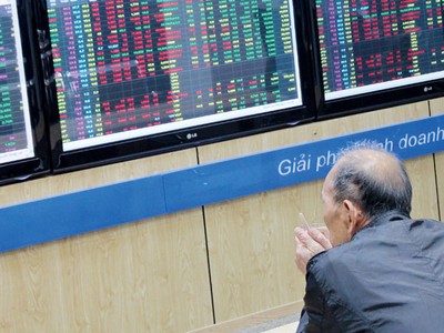 Điều chỉnh tỷ giá, cởi nút thắt tâm lý cho NĐT nước ngoài