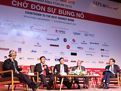 Phần thảo luận chuyển động từ chính sách mới trong khuôn khổ Diễn đàn M&A 2015