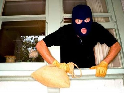 Nhân viên siêu thị điện máy tại TP. HCM trộm két gần 3 tỷ đồng